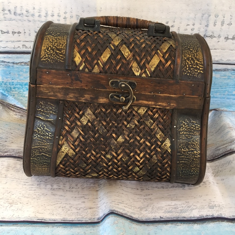 ❌Wood Treasure Chest Wicker Metal Small Handle